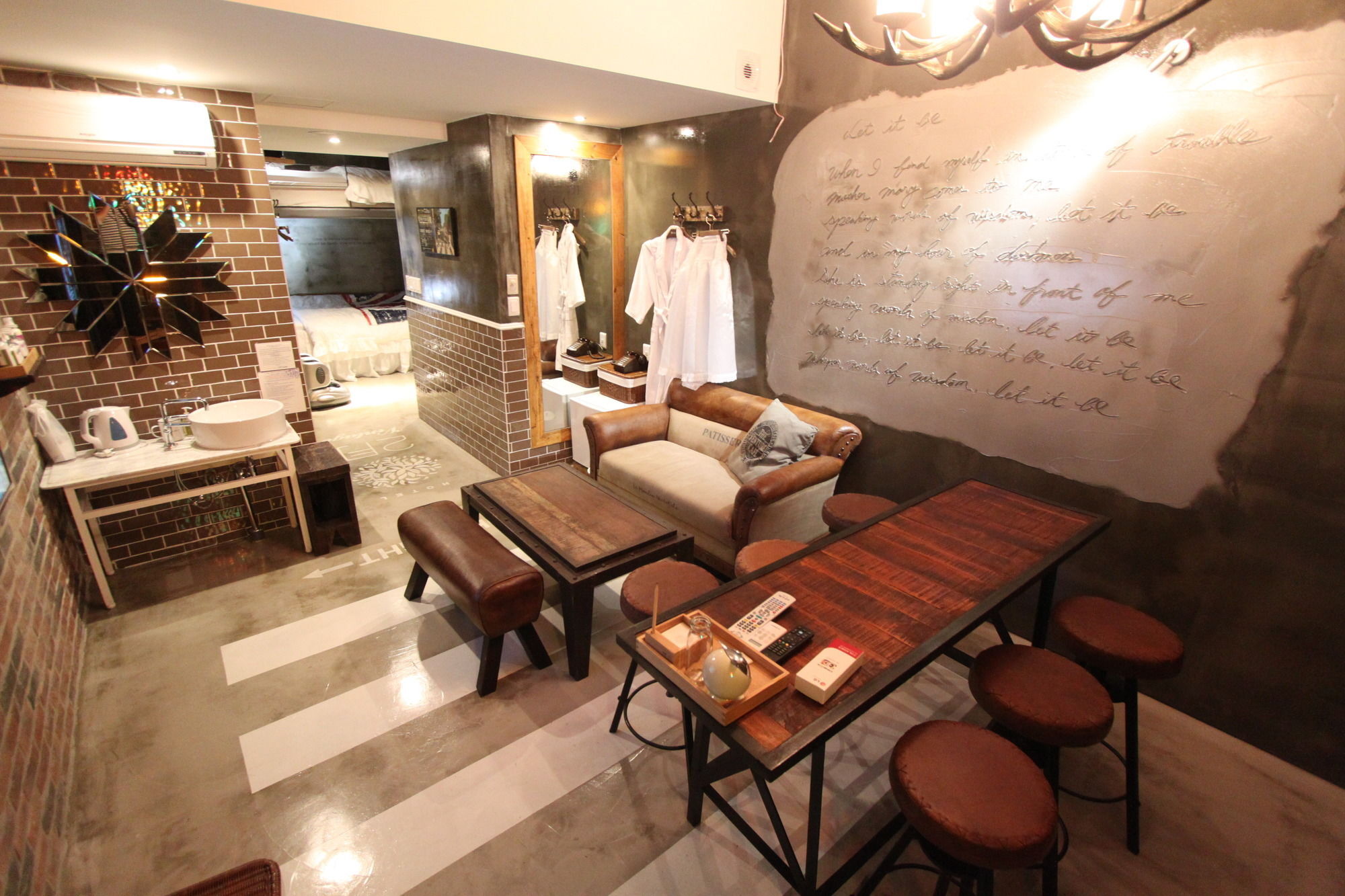 February Hotel Hwanggeum Daegu Exterior photo
